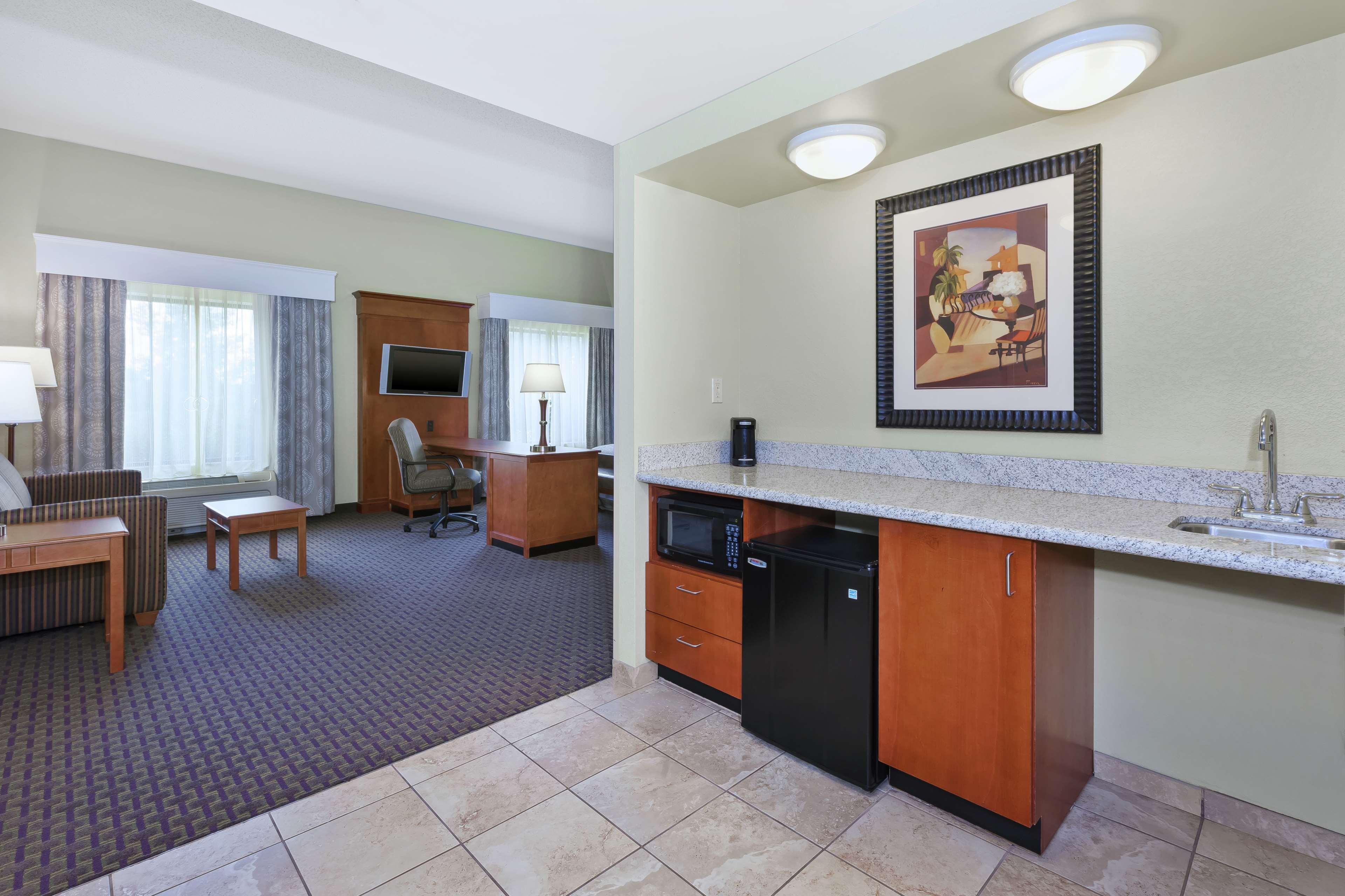 Hampton Inn & Suites Grand Rapids-Airport 28Th St Cascade Екстериор снимка