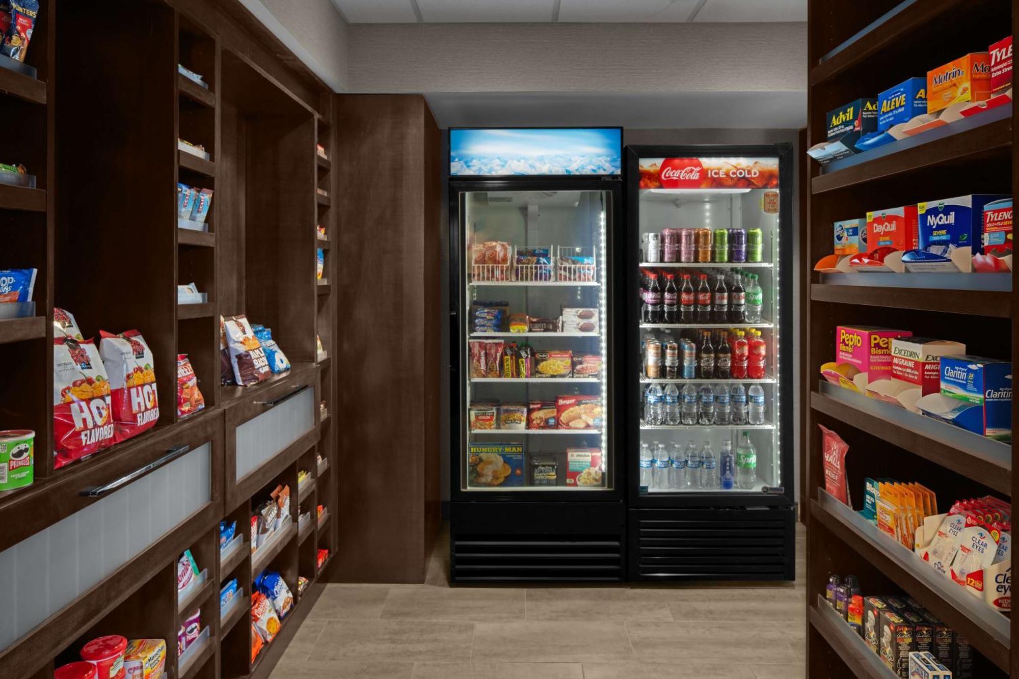 Hampton Inn & Suites Grand Rapids-Airport 28Th St Cascade Екстериор снимка